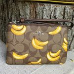 Coach Authentic Signature Coated leather BANANA zip top wristlet Photo 0