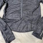 Nike Women's Runway Reflective Long Sleeve size small Photo 4