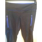 Lululemon Passion Crop II Prisma Embossed Black / Black Size 6 Photo 1