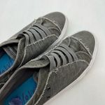blowfish gray slip on sneakers canvas casual shoes basic minimal size 8.5 Photo 9