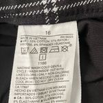 Old Navy  Pixie Pants Women’s Size 16 Photo 5