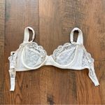 Christian Dior vintage white lace bra, 34B Photo 2