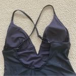 Black Strappy Notch V Photo 4