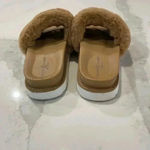 Chinese Laundry Treat Fluffy Slide Sandal in Beige Fur Colorblock Women’s Size 7 Photo 6