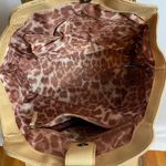 B Makowsky  Beige Leather Shoulder Bag Photo 2