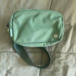 Lululemon Everywhere Belt Bag Photo 0