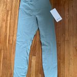 Lululemon NWT Aign leggings Size 6 25" Photo 4