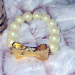 Vibrant Green and Gold Basket Photo 2