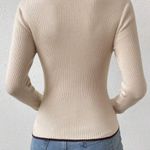 SheIn Contrast Binding Sweetheart Neck Ribbed Knit Long Sleeve Top Photo 3