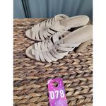 Crevo Women's 9.5 Beige Suede Slip Photo 3