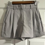 Aritzia Effortless  Shorts Photo 0