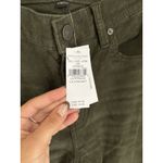 American Eagle NWT  GREEN CORDUROY PANTS‎ BOTTOMS WOMEN JUNIOR SIZE 2 MSRP $59.95 Photo 2