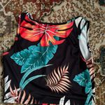 SheIn Tropical vacation crop top Photo 2