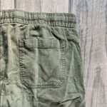 Old Navy Women's Olive Joggers Photo 4