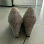 Audrey Brooke  Daphne Khaki Tan Brown Leather Lizard Print Wedge Heel Shoe Sz 9 Photo 2