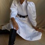 We Wore What Danielle Bernstein  long sleeves poplin dress spring french romance Photo 2