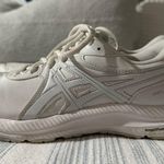 ASICS White Gel Contend SL Shoe Photo 0