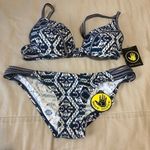 Body Glove  bikini small top xsmall bottoms Photo 0