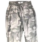 Hollister Ultra High Rise Camo Cuff Hem Joggers Photo 92