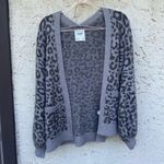 Abercrombie & Fitch Size small grey cheetah cardigan long line Photo 4