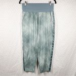 Athleta  Green Nolita Slim‎ Tapered Printed Crop High Rise Pants Photo 2