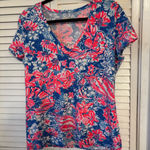 Lilly Pulitzer  Michele V-neck Tee Shirt Bay Blue Pop Pop size xl Photo 0