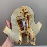 Italina  Platform Slingback Sandals Gold Size 7 Strappy Heels Photo 4