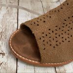 Toms Elba Perforated Leather Heeled Sandals Size 8 Photo 13