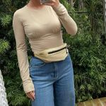 Triangl e swimwear gold fanny pack Photo 4