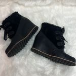 UGG  Alasdair Leather Wedge Bootie Size 8 A1 Photo 3