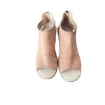 Skechers  Tan Sandals with Modern Design size 7 Photo 7