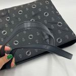 HUNTING WORLD MEDIUM TOTE Photo 10