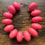 VINTAGE Bubble Gum Pink Beaded Bracelet Photo 1