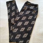 LuLaRoe NWOT! O/S Pattern Legging Photo 0