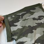 Lucky Brand  Camo Green Crew Neck Short Sleeve Blouse Size Medium EUC #0533-OC Photo 3