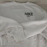 Nike  Cropped Crewneck Women’s Photo 0