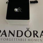 Pandora  pearl & flower ring  Photo 1