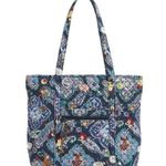 Vera Bradley NWT Disney Pixar Vera Tote Photo 2