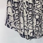 Zenana Outfitters Snake-print Top Large Photo 3