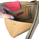 Valentino Garavani Vitello Rockstud Hype Shoulder Bag. Photo 9