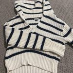 American Eagle Outfitters Cropped Sweatshirt Photo 2