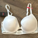 Maidenform  Demi Coverage Push‎ Up and In Bra Style DM9900 Size 34 D NWT White Photo 0