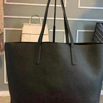 Carolina Herrera  RED LEATHER SHOPPER TOTE HANDBAG Photo 4