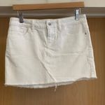 Guess  White Mini Denim Skirt.   Size-26 Photo 1