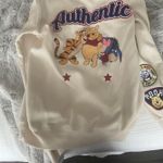 Disney Whinnie the Pooh Sweatshirt Photo 0