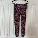 Manduka  Burgundy‎ Leggings Size Small Photo 2