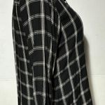 Old Navy XXL Women’s Flannel Look Shirt Photo 3
