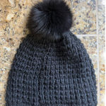 Kyi Kyi Canada Classic Black Genuine Fox Fur Pom Knit Wool Blend Beanie Hat Cap Photo 0
