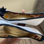 Marc by Marc Jacobs  Women's White and Black Bow Flats Photo 6