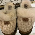 UGG  Women’s SZ 8 Photo 0